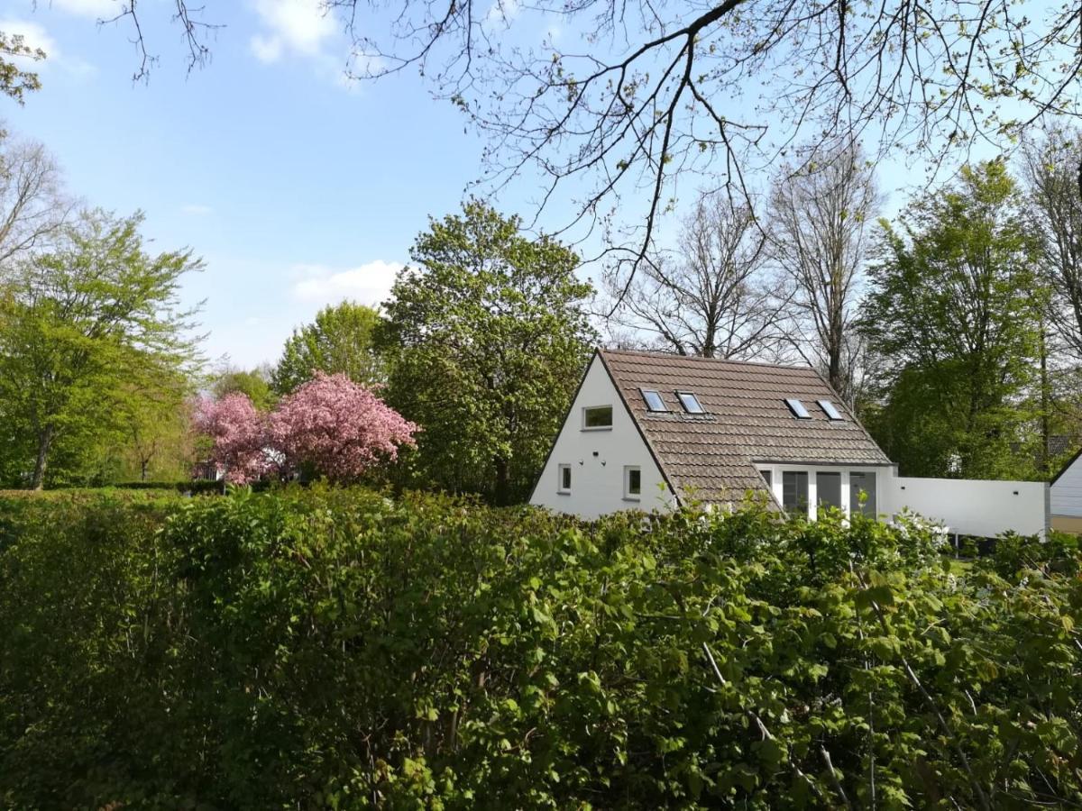 Limburg Lux 90 Villa Simpelveld Exterior photo